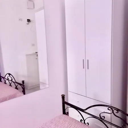 Stefy's House, Blu *
